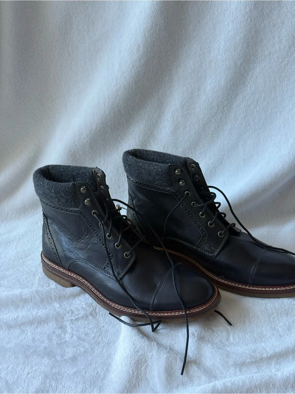 Johnston & Murphy J&M 1850 Men’s Black Leather Cap Toe Lace-Up Boots